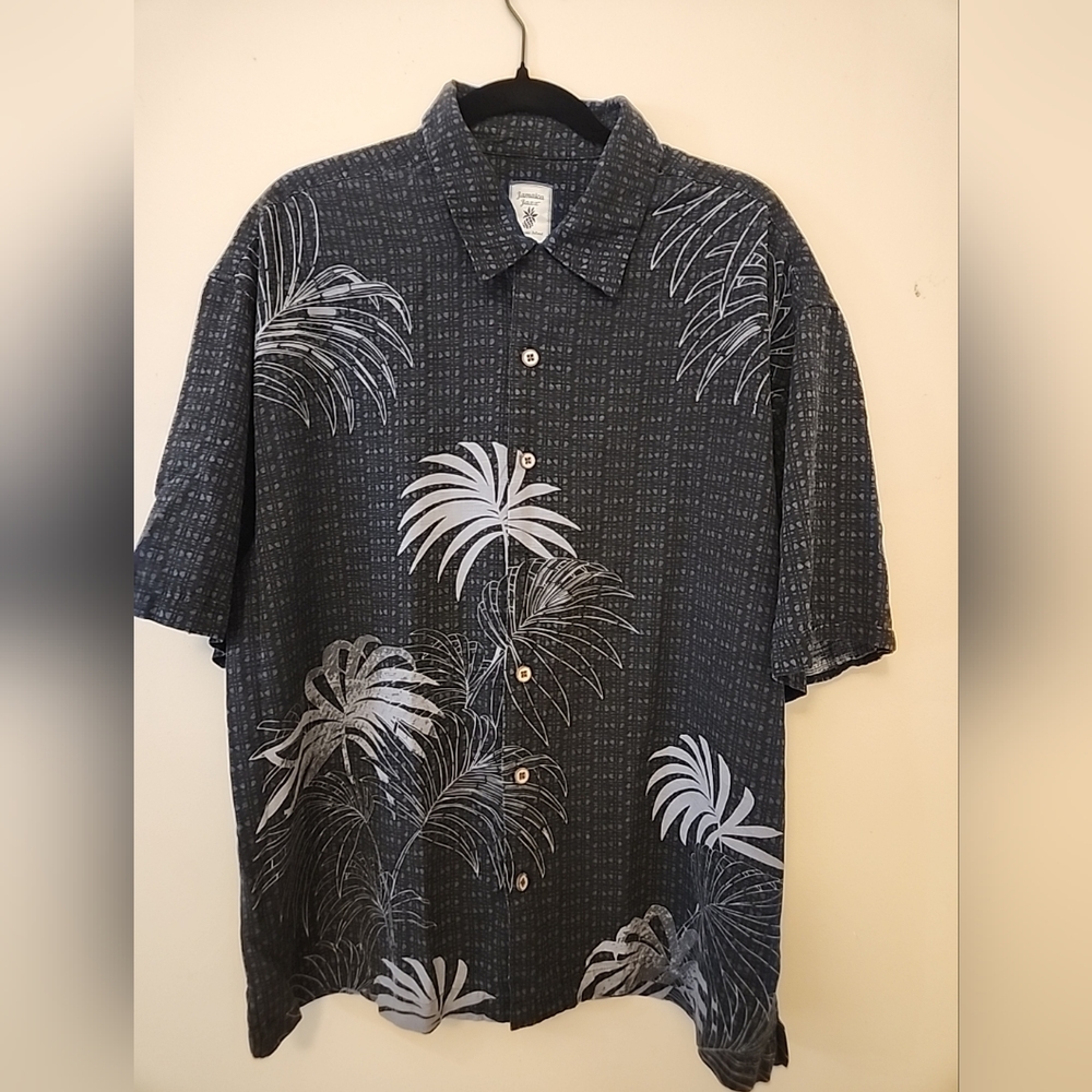 Jamaica Jaxx Authentic Island Style Hawaiian 100 %Silk Shirt Size XL Black Gray